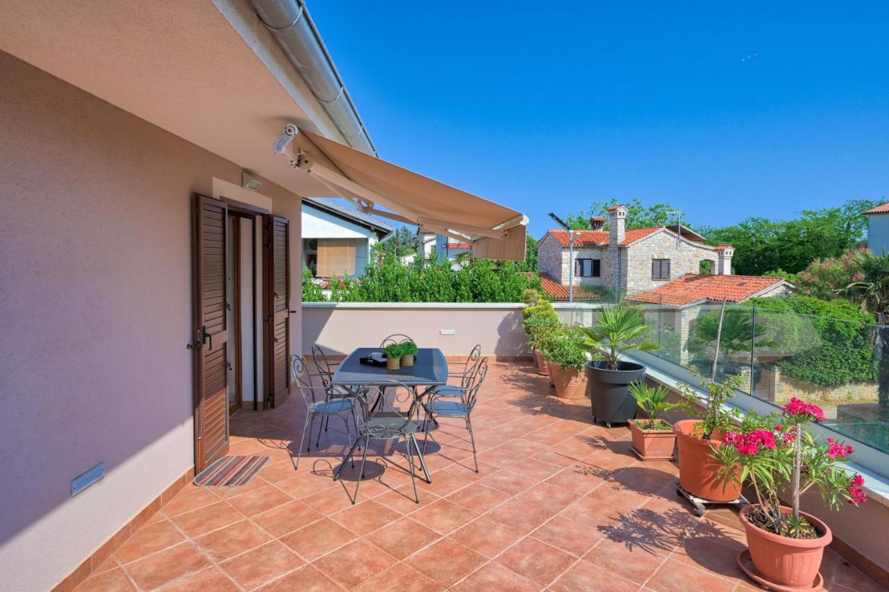 Nina Apartment Медулин Екстериор снимка