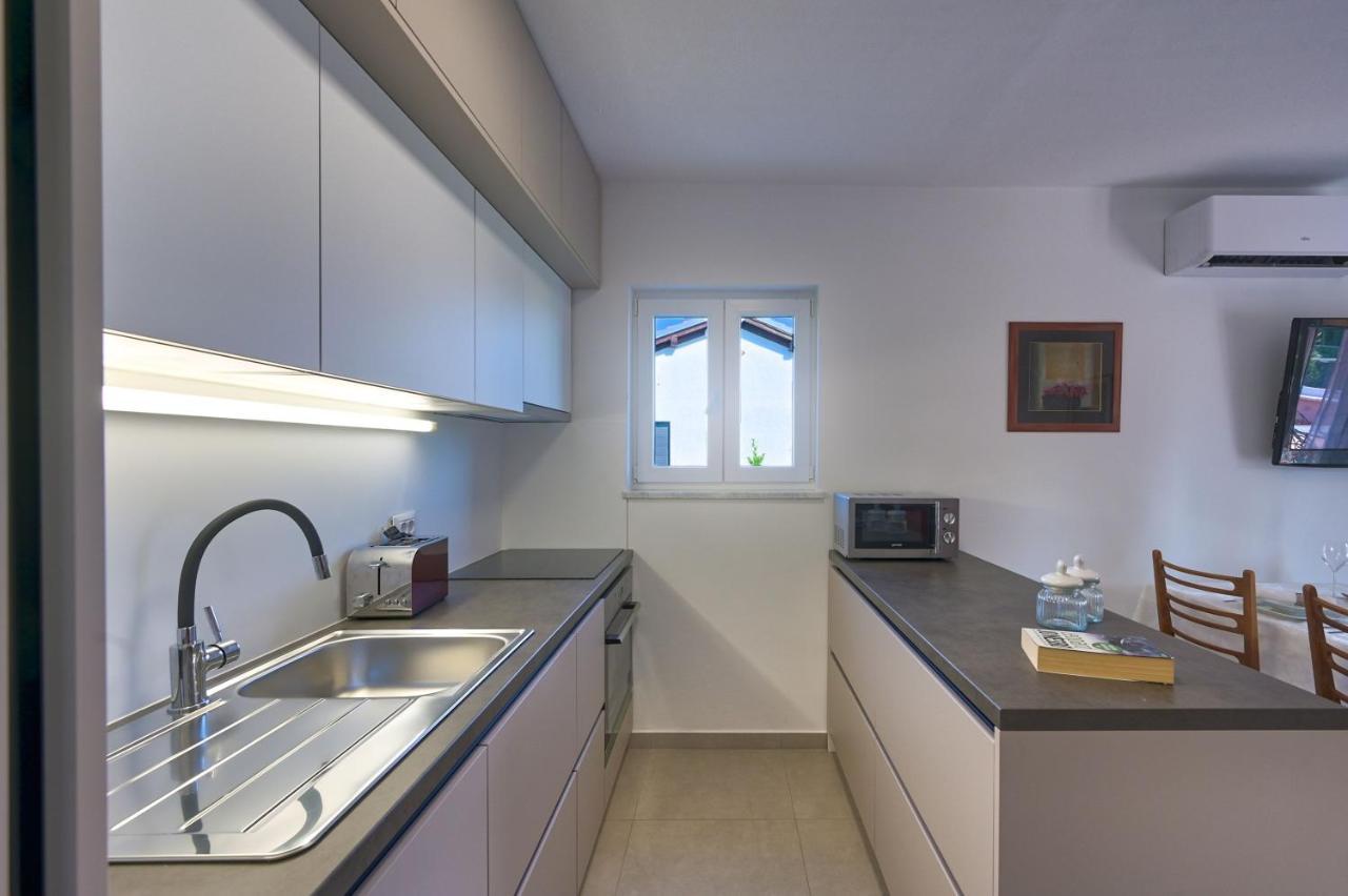 Nina Apartment Медулин Екстериор снимка