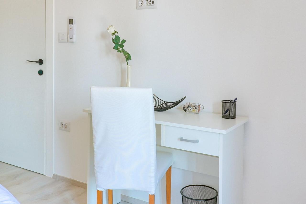 Nina Apartment Медулин Екстериор снимка