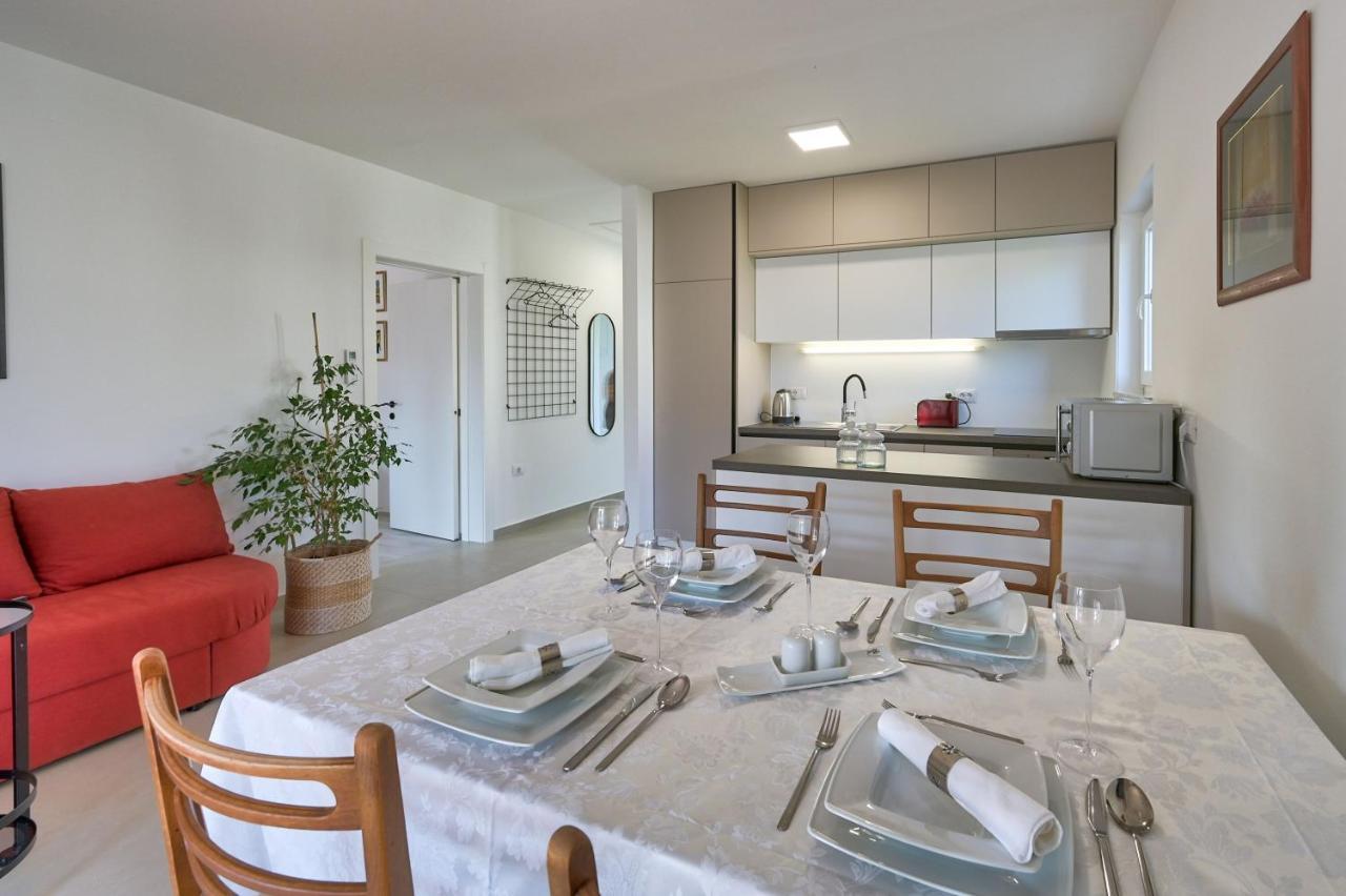 Nina Apartment Медулин Екстериор снимка